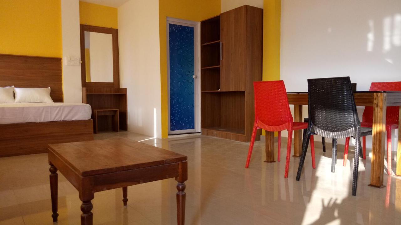 Adams Wood House Ayurveda Homestay Kochi Exterior photo